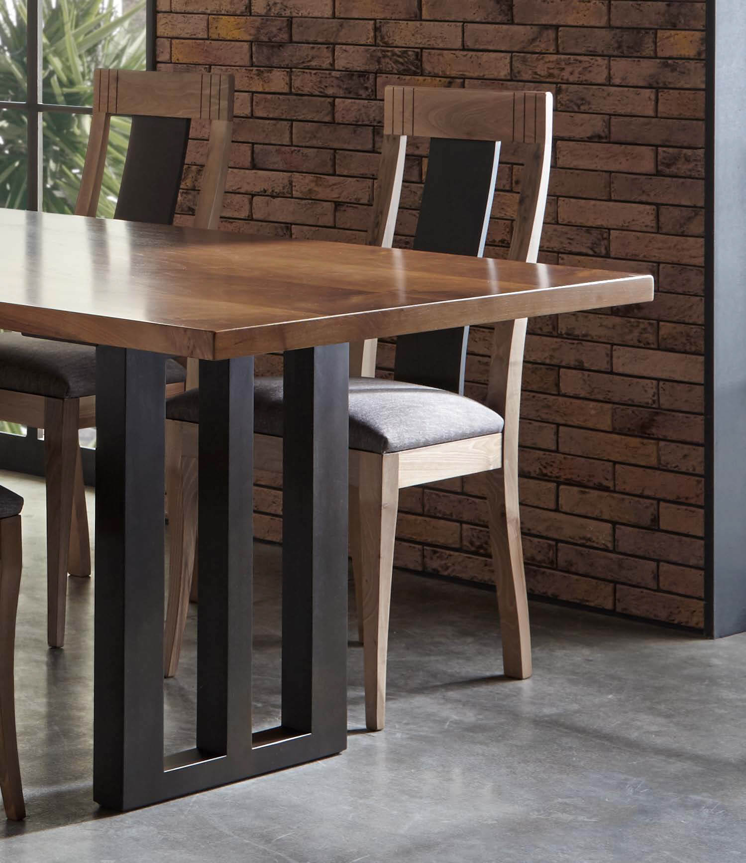 DETALLE DE MESA DE COMEDOR Nº 6