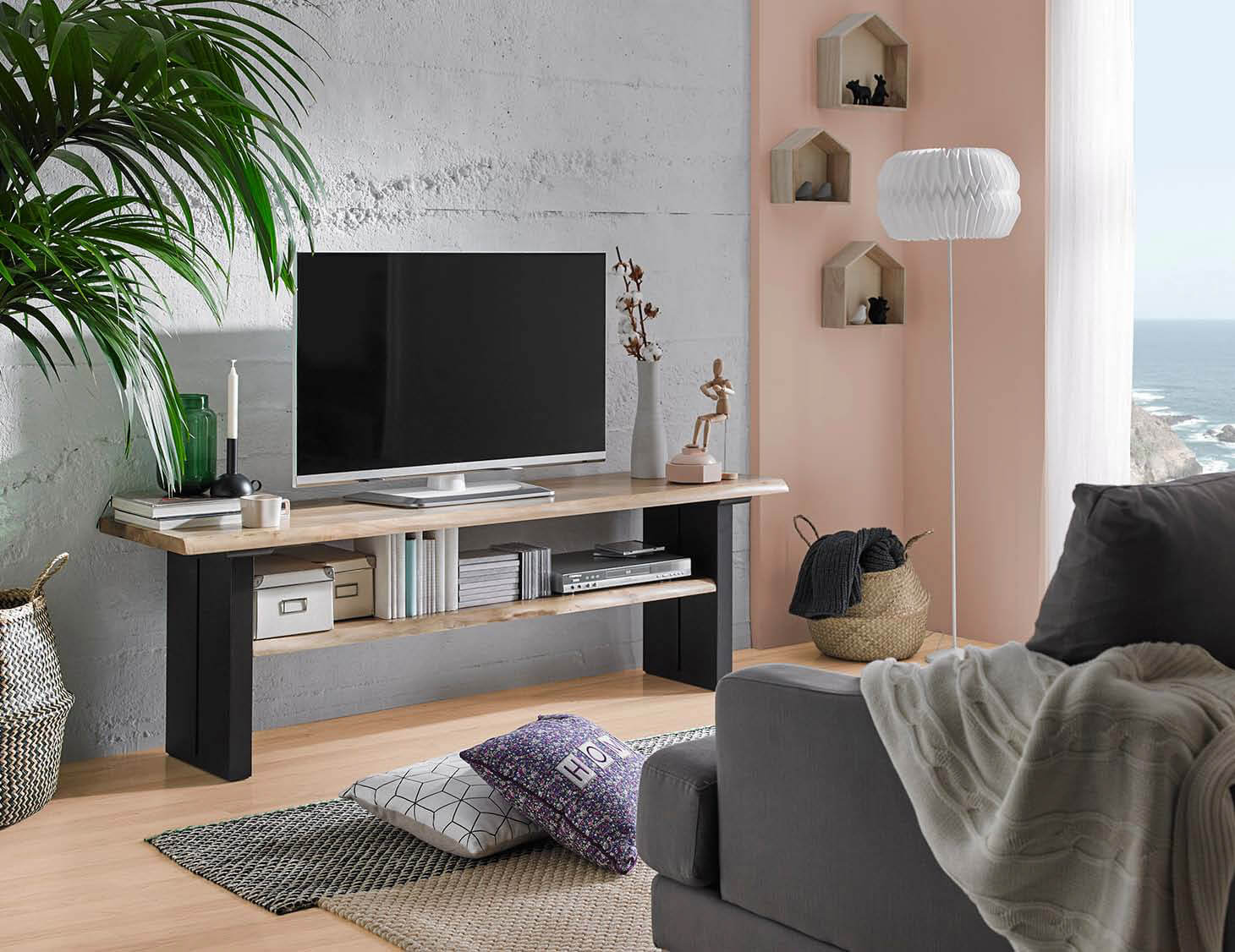 REF. 6562 BANCADA TV LAZOS Nº 2 PATA MADERA ACABADO HIERRO OXIDO NEGRO Medidas : 180x45x57