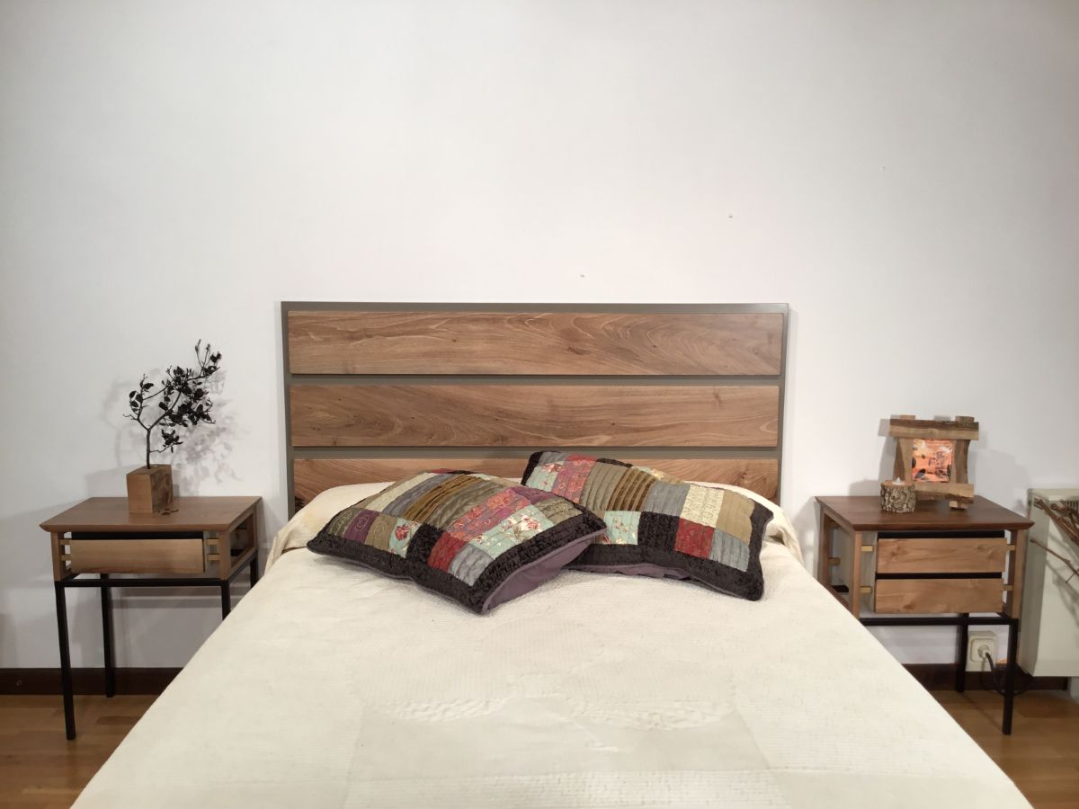 REF. 0101 CABECERO ATENEA Nº 1 EN NOGAL 160X6X66